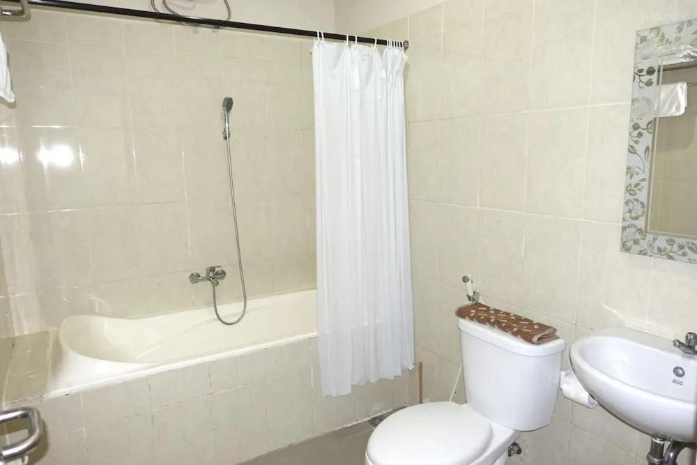 Tuban Torres Accommodation كوتا المظهر الخارجي الصورة